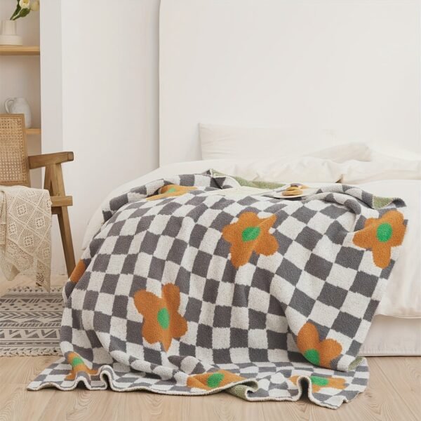 Half Fluffy Checkered Floral Blanket Soft Plush & Cozy All Season Throw For Sofa, Bed, Office Nap Green & White Grid With Pink Flowers Contemporary Home Decor, Throw Blanket For Couch