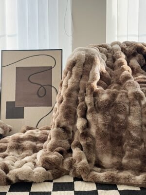 A Synthetic Rabbit Fur Blanket, Featuring Tie Dye Colors And Soft, Warm Bubble Fleece, Suitable For Bedrooms, Guest Rooms, Living Rooms, Student Dorms, Car Sofas, And Travel. This Versatile Blanket Is Perfect For All Seasons.