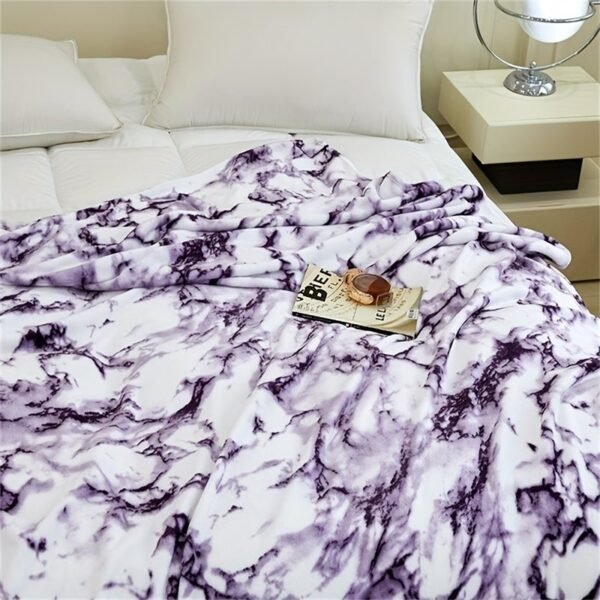 Marble Pattern Flannel Blanket | Contemporary Style, Polyester, Machine Washable, Suitable For All Seasons, Ideal For Bedroom And Living Room Decor