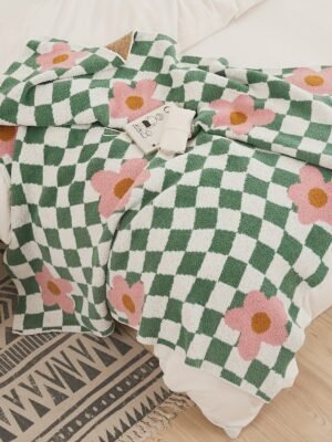 Half Fluffy Checkered Floral Blanket Soft Plush & Cozy All Season Throw For Sofa, Bed, Office Nap Green & White Grid With Pink Flowers Contemporary Home Decor, Throw Blanket For Couch