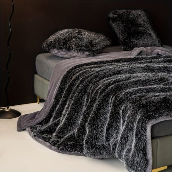 Extra Large Luxury Faux Fur Blanket Plush Soft All Season Throw With Elegant Black & White Design, Machine Washable For Bedding, Sofa, Camping Cozy Warmth, .. Inch, Heavyweight Polyester