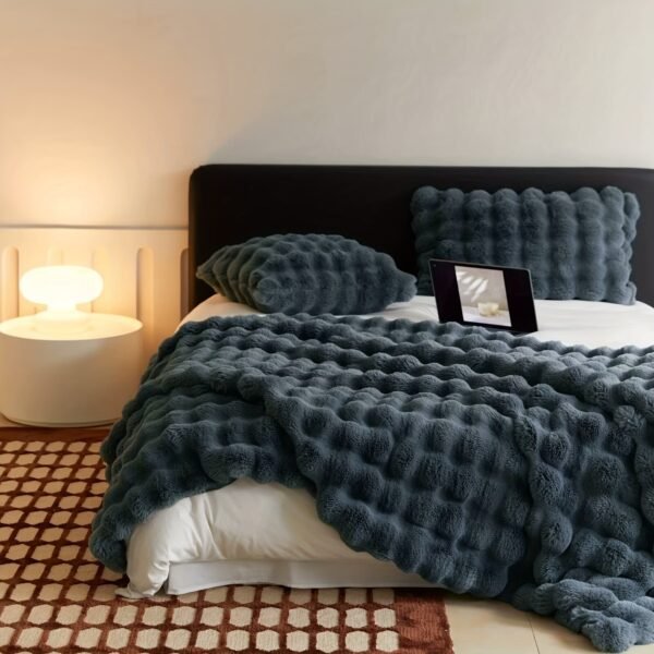 Thickened Bubble Velvet Blanket | Pink Polyester Rabbit Like Soft Fleece, Suitable For Office And Home Nap, Sofa Throw Cover