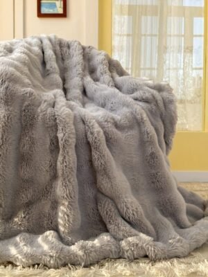A Solid Color Thick Double Layer Blanket, Suitable For Bed Use, Office, Air Conditioning, Bedding, And Ideal For Travel, Sofa, Bed, And Home Decoration.