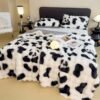 Plush Velvet Bubble Print Comfortable Multifunctional Blanket, Luxurious Soft And Warm, All Weather Suitable For Sofa, Bed, Office And Travel Fashion Room Etc., Versatile Blanket, Bed Cover, Contemporary Design, Stylish Throw, Highquality Material