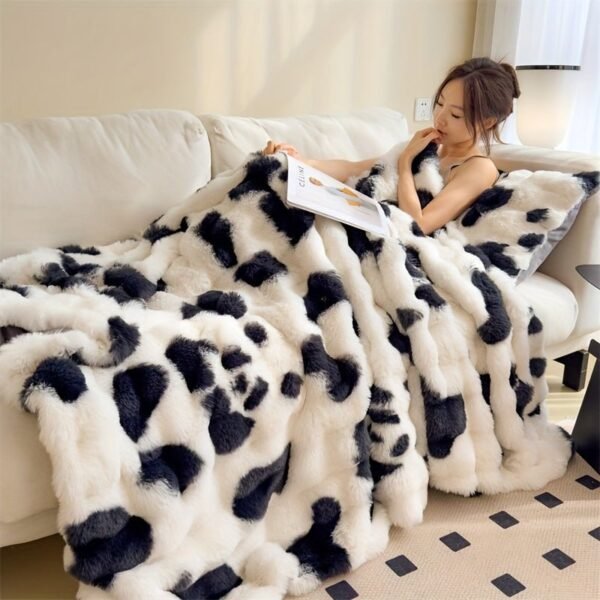 Plush Velvet Bubble Print Comfortable Multifunctional Blanket, Luxurious Soft And Warm, All Weather Suitable For Sofa, Bed, Office And Travel Fashion Room Etc., Versatile Blanket, Bed Cover, Contemporary Design, Stylish Throw, Highquality Material