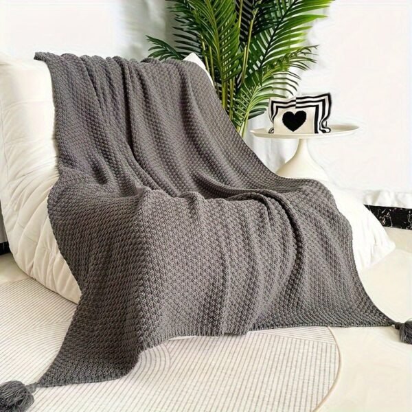 Nordic Style Solid Color Chunky Knitted Blanket, Double Sided Throw Blanket With Tassel, Soft Warm Blanket For Couch, Sofa, Office, Bed, Camping, Car, Travelling For All Season