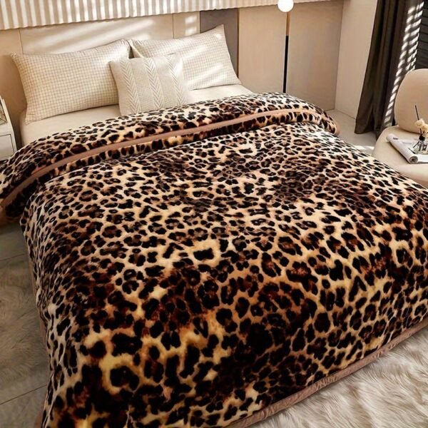 Soft Warm High Gram Weight Leopard Print Thick Blanket Year Round Luxurious Comfort And Coziness For Bedroom, Guest Room, Living Room, Dormitory, Car, Sofa, Travel Multifunctional Design