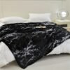 Marble Pattern Flannel Blanket | Contemporary Style, Polyester, Machine Washable, Suitable For All Seasons, Ideal For Bedroom And Living Room Decor