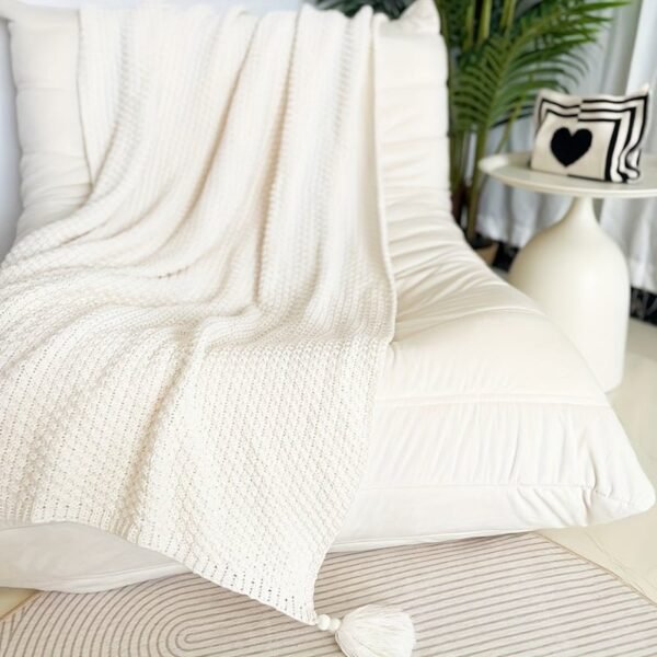 Nordic Style Solid Color Chunky Knitted Blanket, Double Sided Throw Blanket With Tassel, Soft Warm Blanket For Couch, Sofa, Office, Bed, Camping, Car, Travelling For All Season
